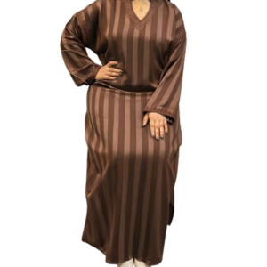 Robe Longue Satinée Élégante